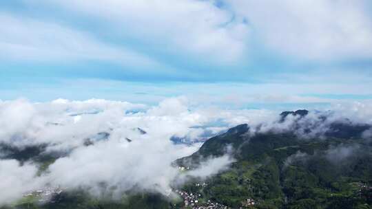 鸟瞰森林云海山川大山云雾气大自然生态环境视频素材模板下载