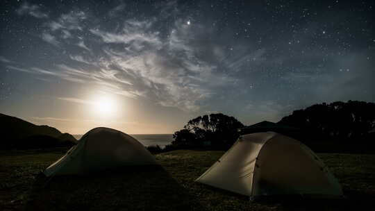 夜晚星空下露营视频素材模板下载