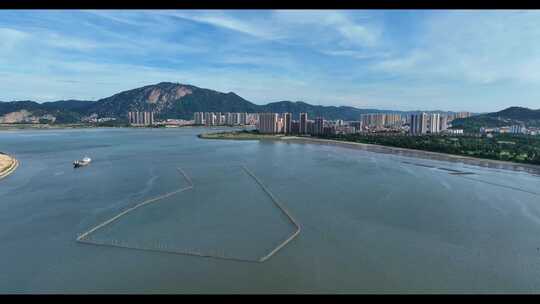 航拍福建厦门湾漳州港海湾水产养殖视频素材模板下载
