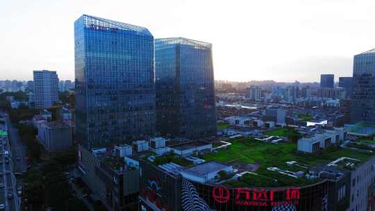 五角场 上海杨浦区  高架 城市交通车流