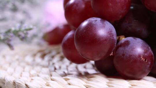 一串水果葡萄