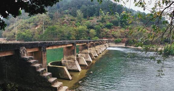 广西河池巴马盘阳河风景区石桥0822