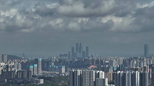 广西南宁城市蓝天白云长焦压缩感航拍视频素材模板下载