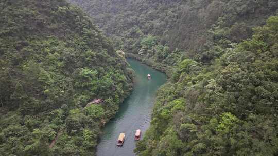 贵州小七孔峡谷游船航拍