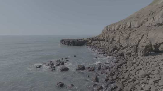 海浪礁石浪花海岸航拍浪花波光粼粼湖景素材