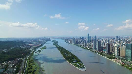 航拍湘江橘子洲城市风光全景