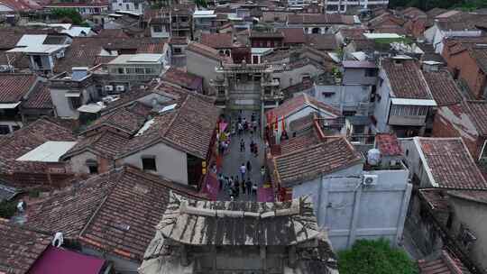 漳州古城街道航拍步行街游客俯拍大街小巷