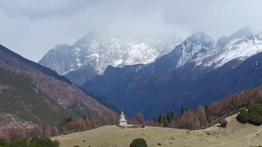 航拍四川四姑娘山视频素材模板下载