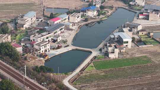 乡村农田高架桥航拍全景