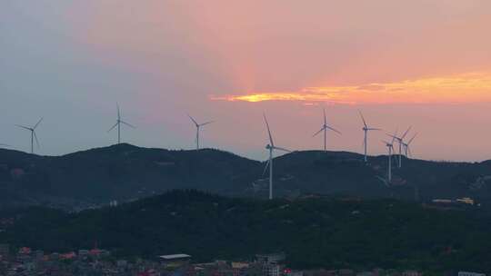 航拍平潭长江澳海上风电夕阳晚霞风力发电场