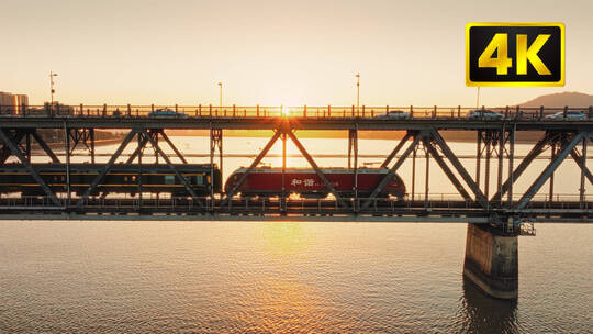 4K航拍和谐号列车通过杭州钱塘江大桥