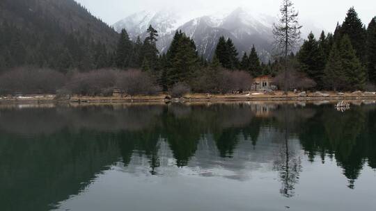 20221124四川阿坝达古冰川雪山4k航拍白天 _0586