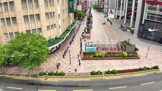 排队做核酸2022上海疫情南京路步行街