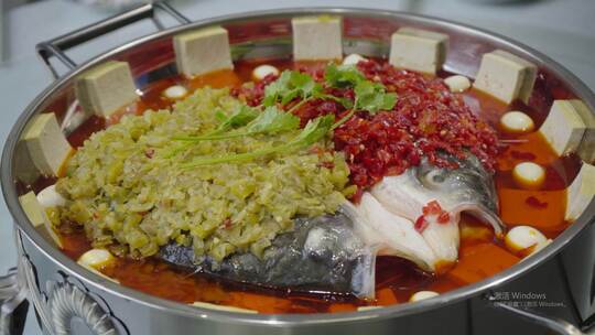 中国名菜传统美食剁椒鱼头