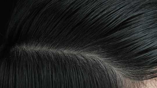 亚洲男性头发特写头屑洗发水护发素美发染发视频素材模板下载