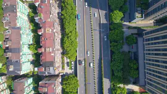 城市马路杭州定安路车辆车流风景视频素材