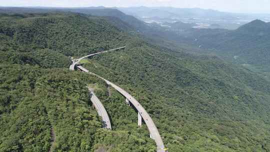 巴西移民高速公路的景观