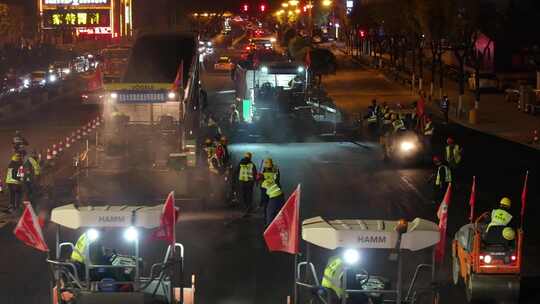 城市夜晚道路抢修过年路面翻修夜晚加班航拍