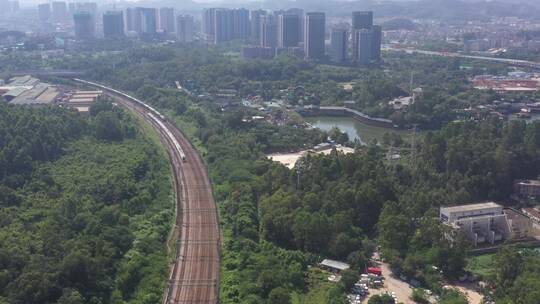 航拍深圳龙华区观澜铁路建设