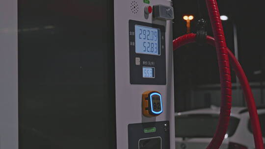 夜间加油机数字跳动油表油表数字