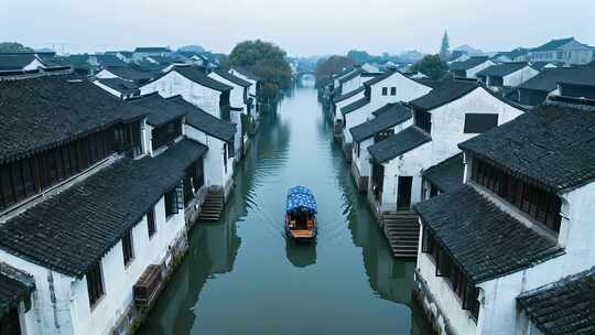 苏州江南水乡乌篷船古镇旅游文化风景
