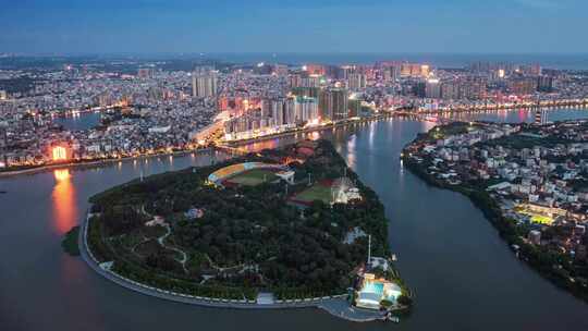 城市河流夜景航拍全景