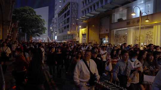 香港跨年夜人头蹿动街景