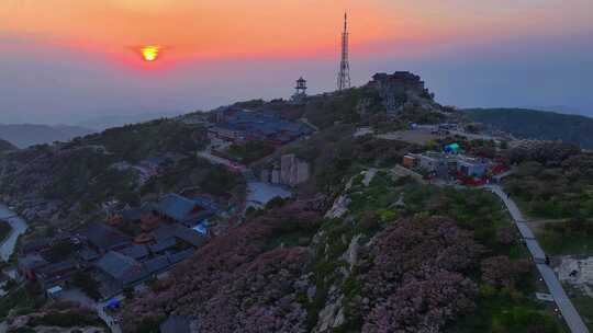 五月的泰山