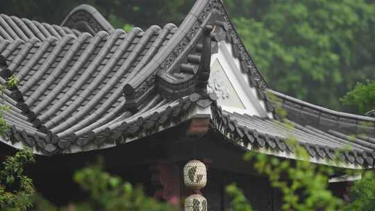 唯美屋檐下雨意境