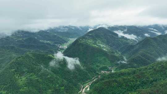 航拍祖国大好河山贵州山川森林河流自然风光