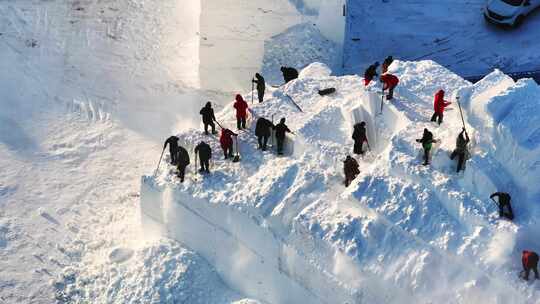冰雪大世界建设 冰雕建筑师 哈尔滨冬季视频素材模板下载