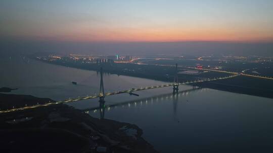 武汉沌口长江大桥远景环绕镜头