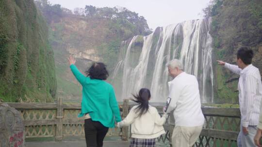 一家人旅行