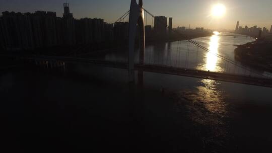 广州夕阳下的猎德大桥