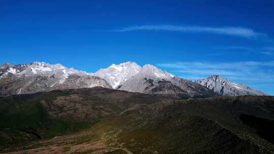 航拍玉龙雪山