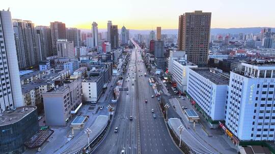 航拍太原迎泽大街夕阳