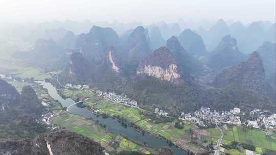 广西桂林山水田园风光