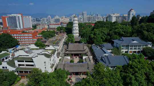 航拍福州定光寺景观