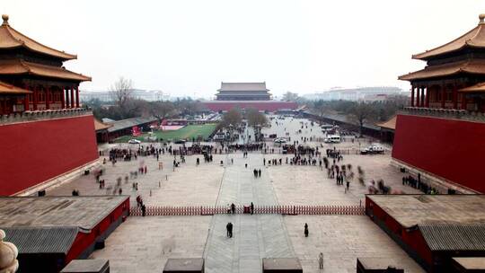 北京天安门广场上的人们