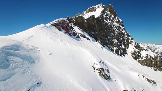 4K登峰登山高山雪山攀登冬季滑雪