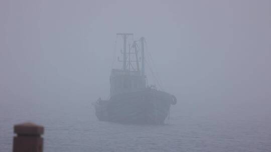 迷雾 海雾 渔船视频素材模板下载
