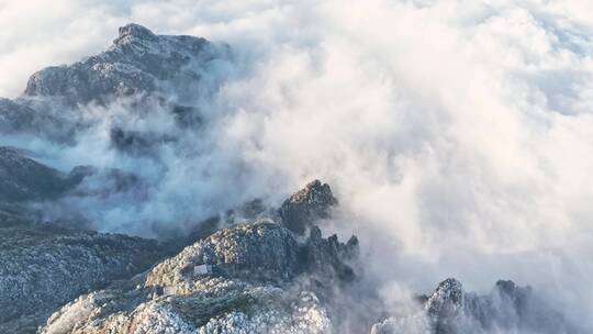 安徽黄山冬天雾凇云海日出奇观旅游黄山航拍