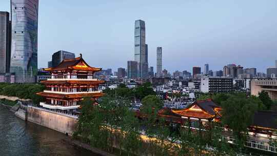 湖南长沙杜甫江阁蓝调夜景