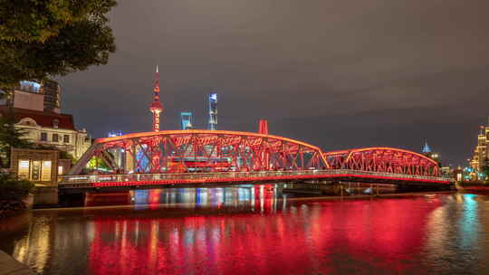 上海外滩节假日苏州河外白渡桥夜景人流延时