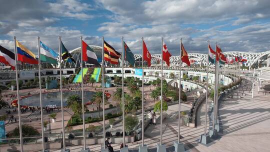 旗帜视频昆明滇池国际会展中心周围万国展旗