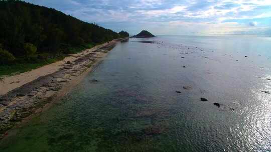 航拍海南三亚西岛海洋文化旅游区海浪礁石