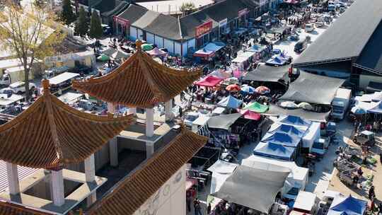 航拍大市场赶大集