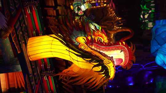 中国传统节日的龙灯装饰，龙形灯笼，龙抬头