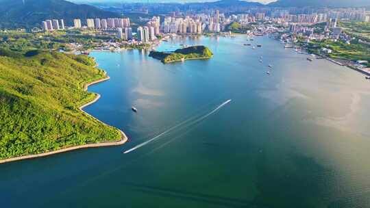 惠州大亚湾山水环绕的城市风光鸟瞰全景