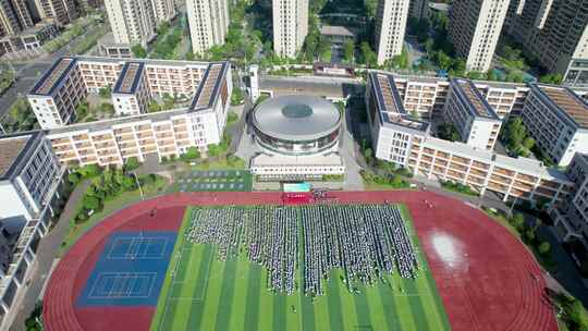 湖南衡阳市高新成章实验学校校园足球场航拍